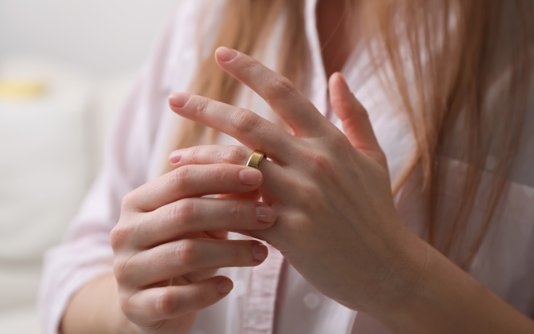 Is Divorce Being Glamorized? – Jennifer Hargrave on WBAP 820